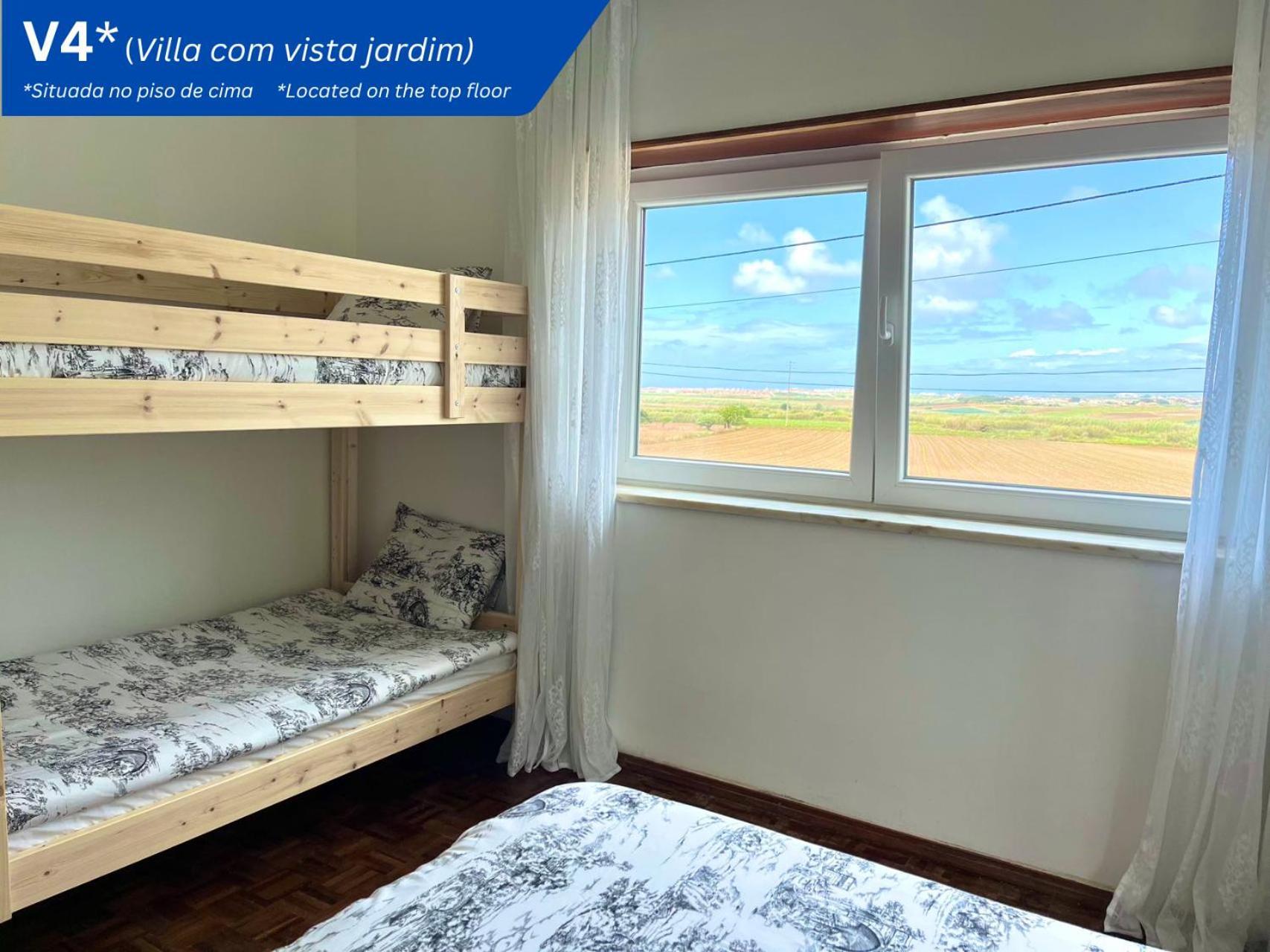 W.H.House Apartment Atouguia Da Baleia Bagian luar foto